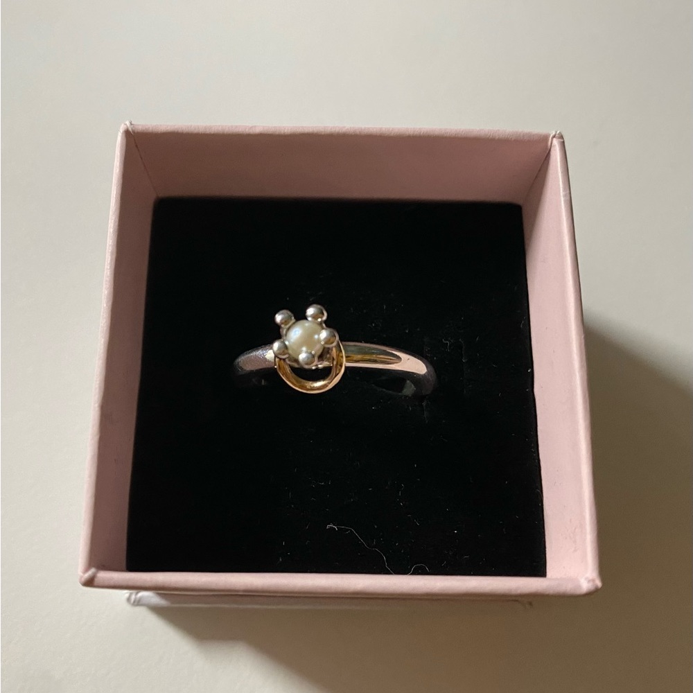 Rare and Retired HTF Pandora two tone pearl reminder ring